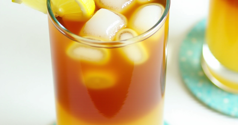 Lemon Vanilla Iced Tea: A Refreshing Twist for Effortless Summer Elegance